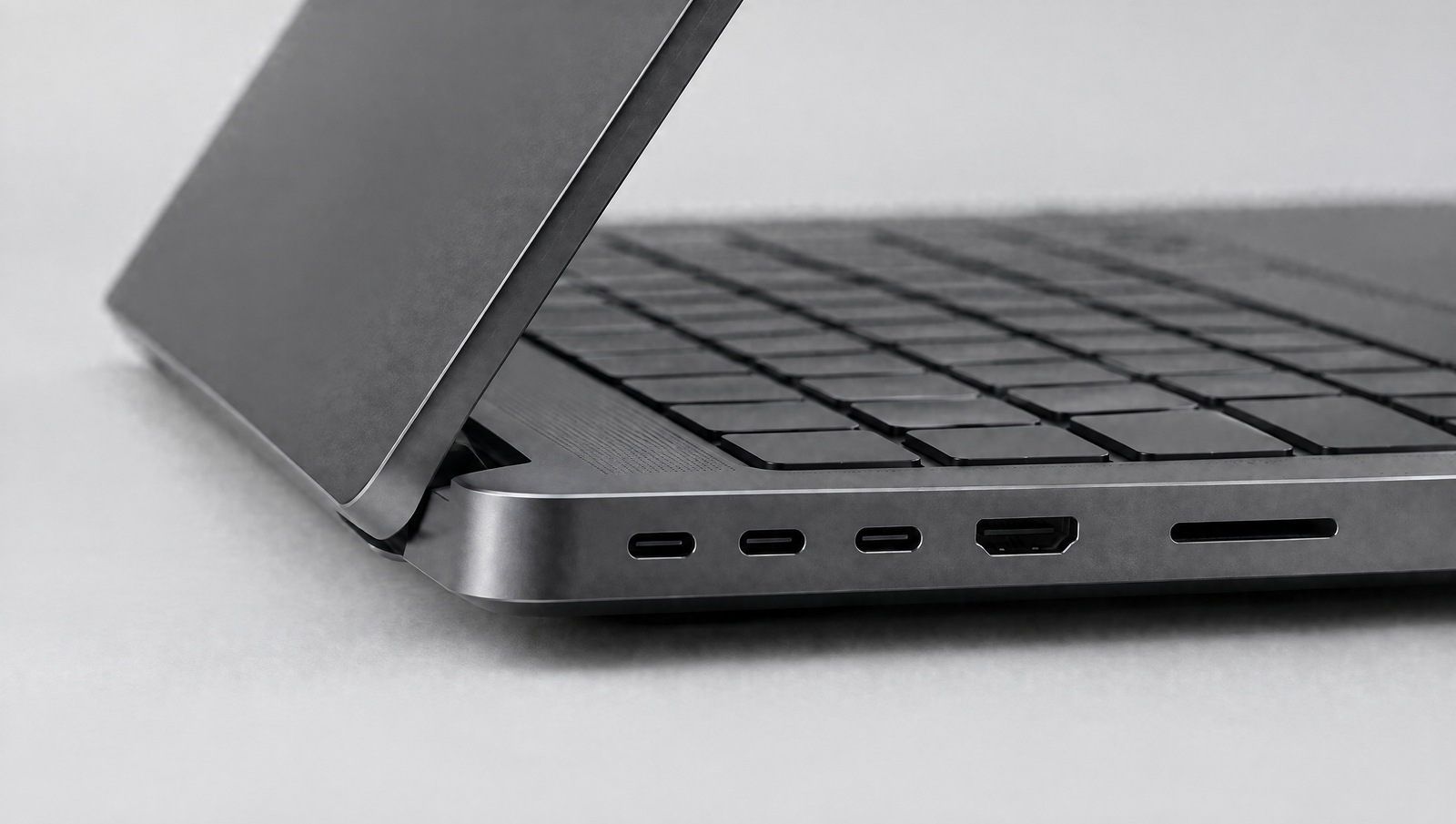 Apple представила MacBook Pro с чипом M6 по цене предшественника