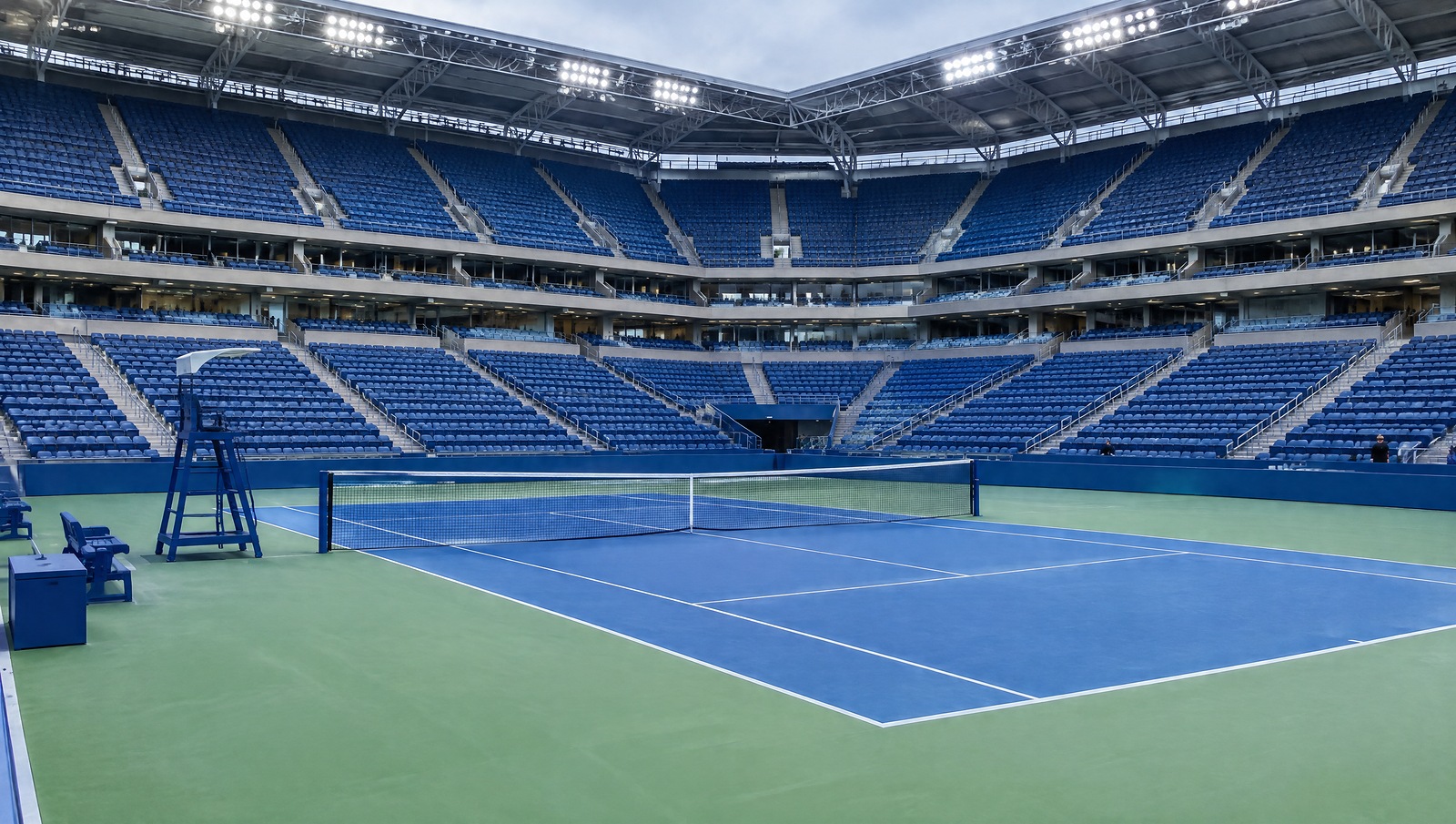 Медведев поборется с Басилашвили за титул Almaty Open в воскресенье