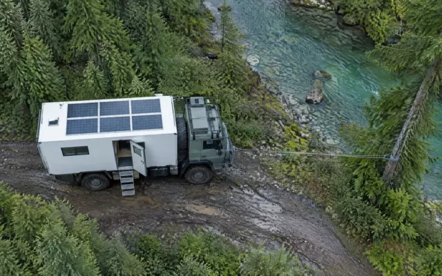 В России появился автодом на шасси MAN TGM 4×4 с баком воды на 300 литров